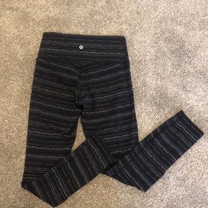 Lululemon leggings!